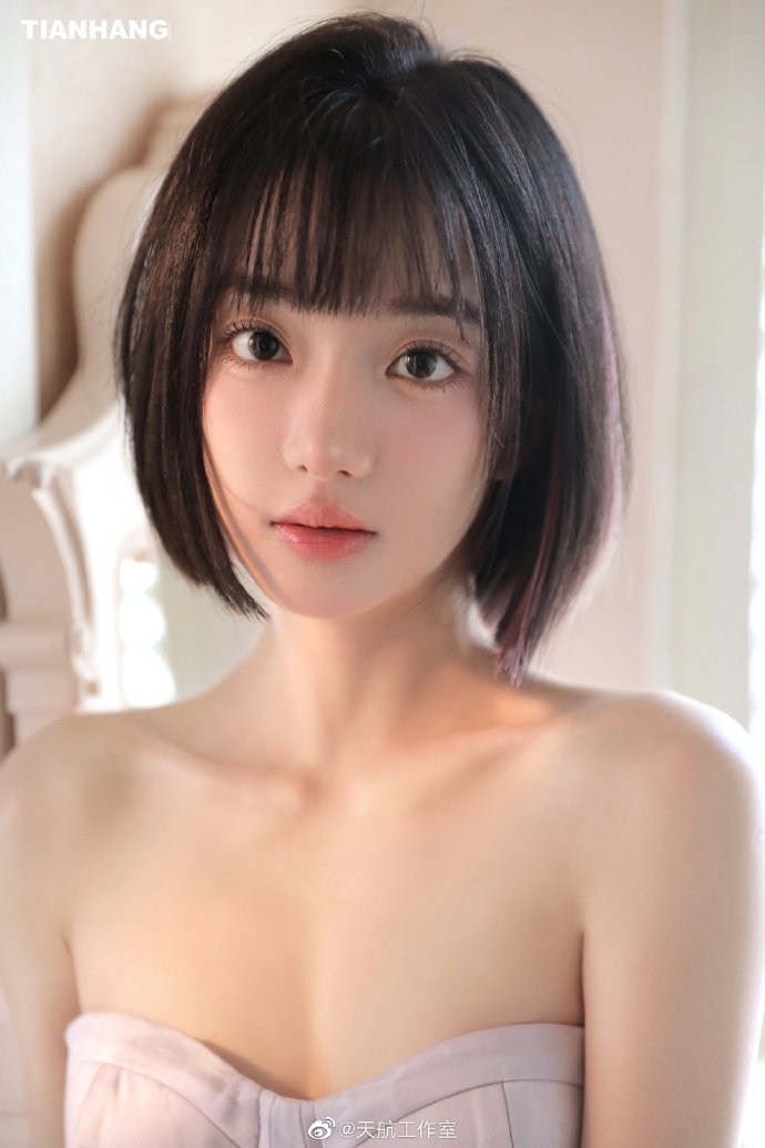与凤行 封面
